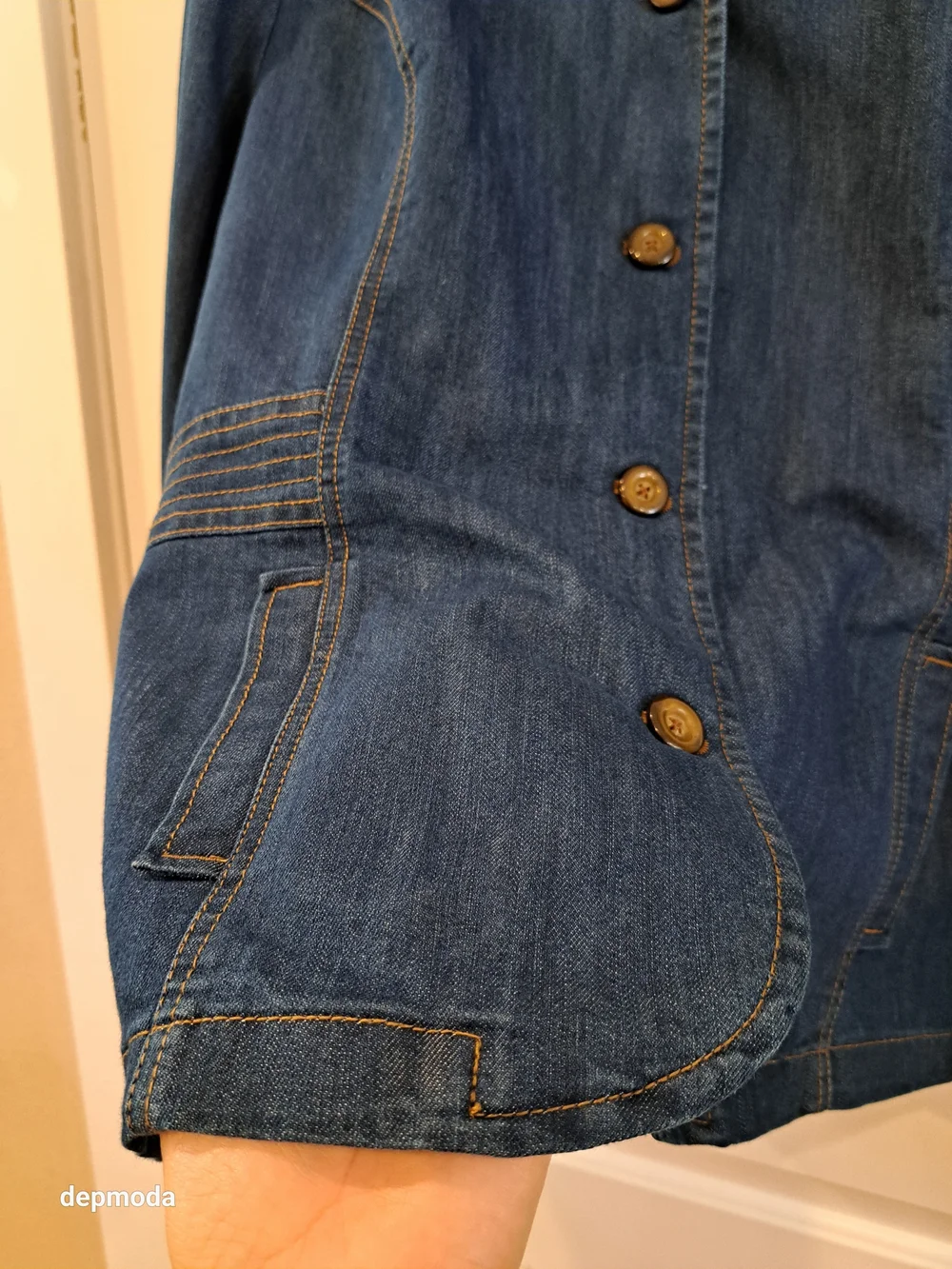 Covington Denim jacket medium Blue with mandarin Collar size Xl
